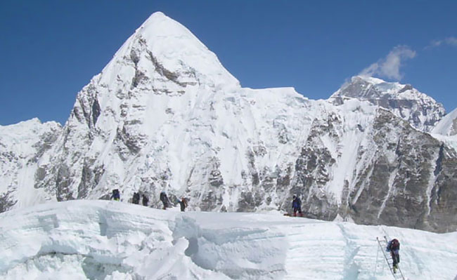 Naya Kang Peak